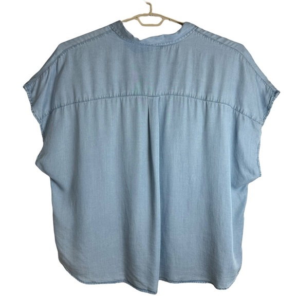 Torrid Shirt Size 6 / 6X Short Dolman Sleeve Blue Blouse Chambray Button Collar - Picture 5 of 11